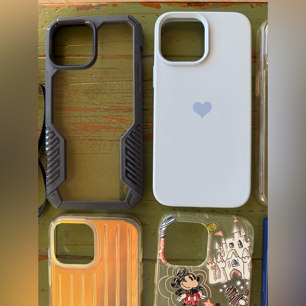 iPhone 13 Pro Max assortment of cases - Picture 5 of 11